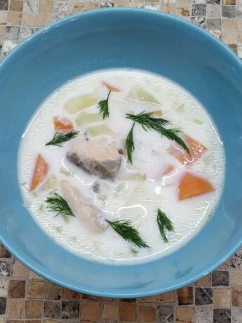 Шведский молочный суп с лососем