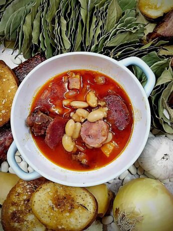 Фасолевый суп Астурийская Фабада